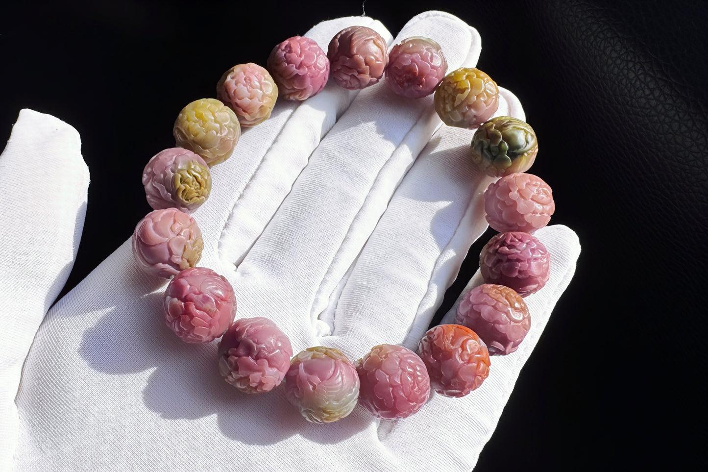 Top Grade Genuine Yanyuan Origin Agate Carved Phoenix and Peony Bracelet, Yan-yuan Bracelet, 天然原矿盐源玛瑙雕刻凤穿牡丹手串满色满肉的高货
