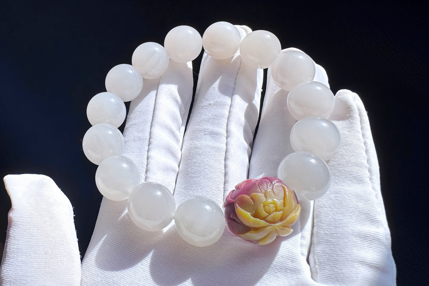 11.5mm Natural Light Gray Hetian Nephrite Jade Bracelet with Yanyuan Origin Agate Hand Carved Lotus and Phoenix Bead, 天然青海料烟灰和田玉手串搭配原矿盐源玛瑙荷花凤凰