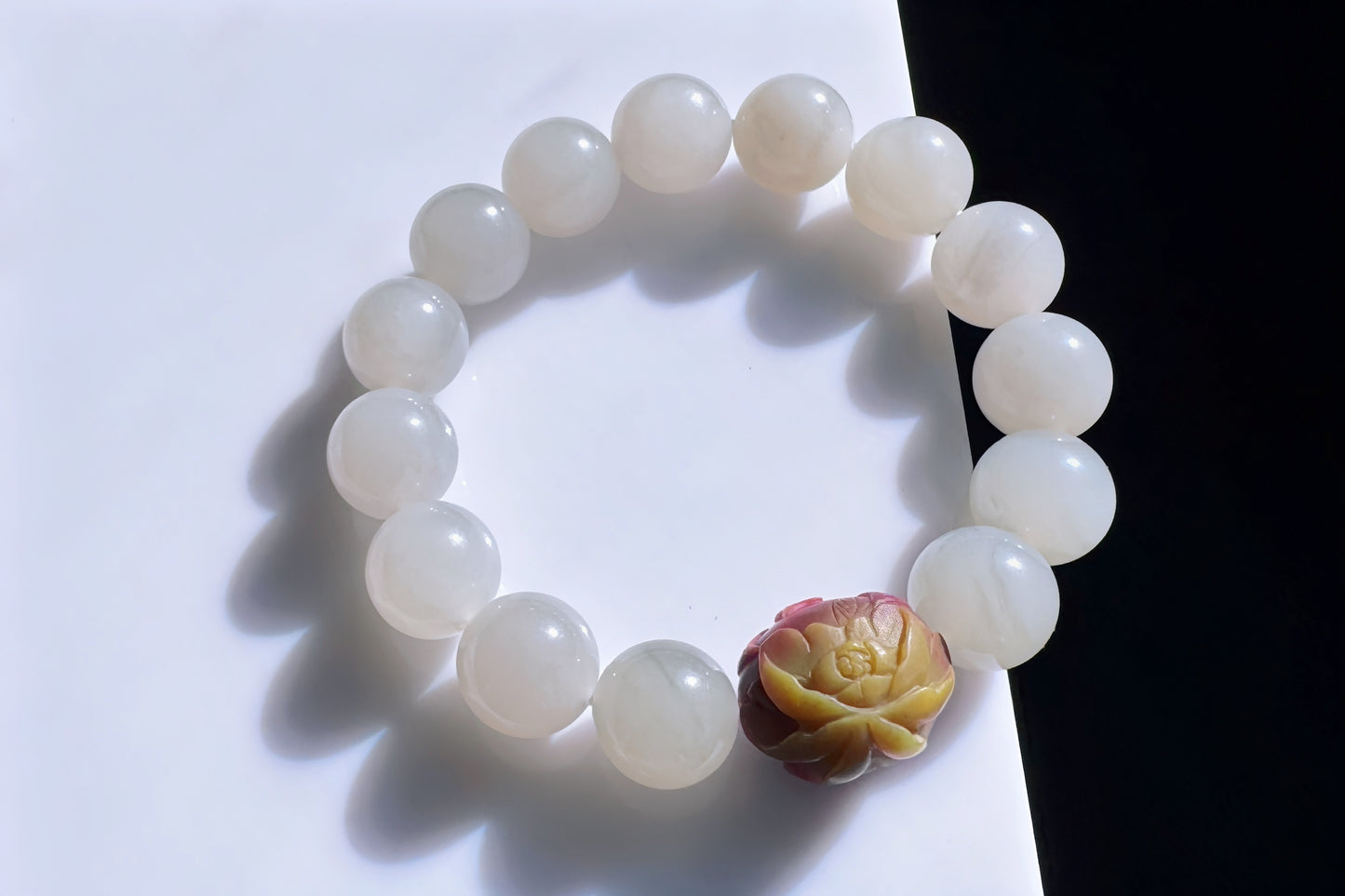 11.5mm Natural Light Gray Hetian Nephrite Jade Bracelet with Yanyuan Origin Agate Hand Carved Lotus and Phoenix Bead, 天然青海料烟灰和田玉手串搭配原矿盐源玛瑙荷花凤凰